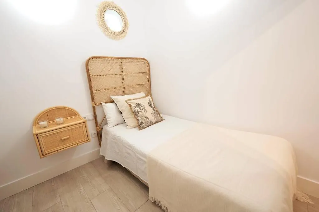 Apartamento A Estrenar En Calle Alcazares Seville Apartment